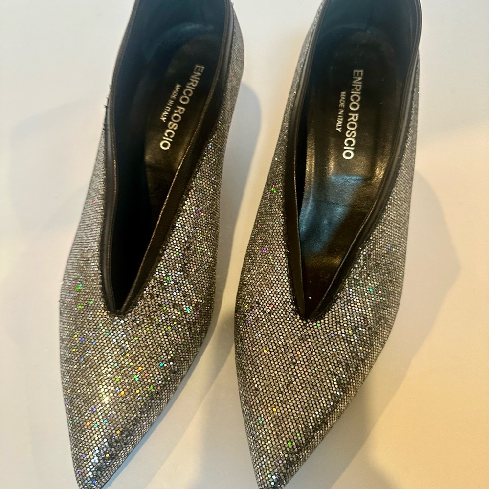 #UNC size 39 #silver sparkle #EnricoRoscio pumps.